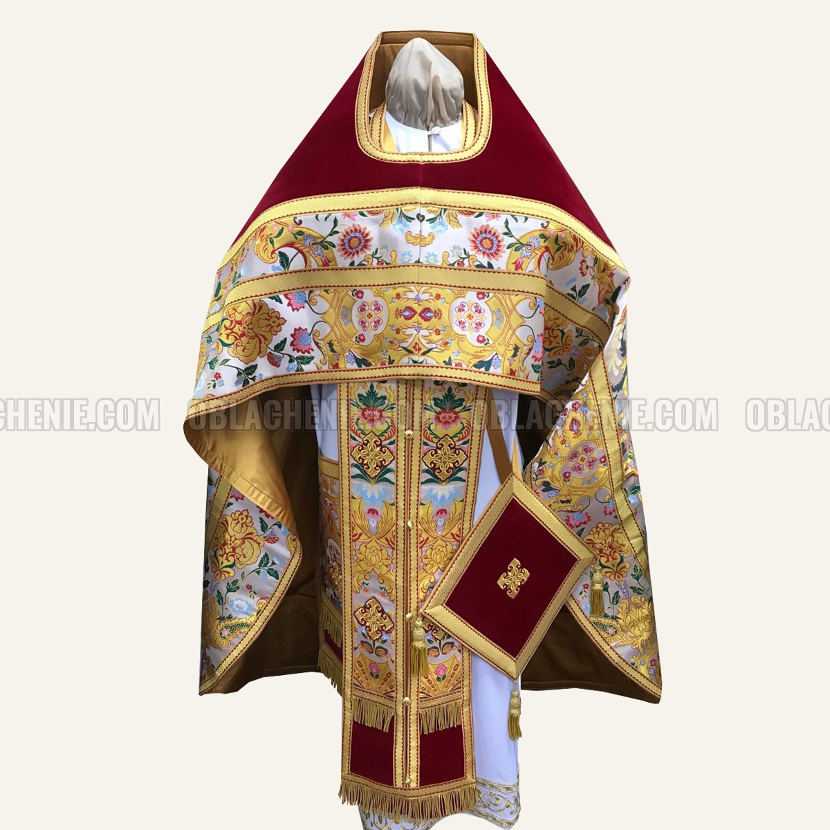 Priest's vestments 10081