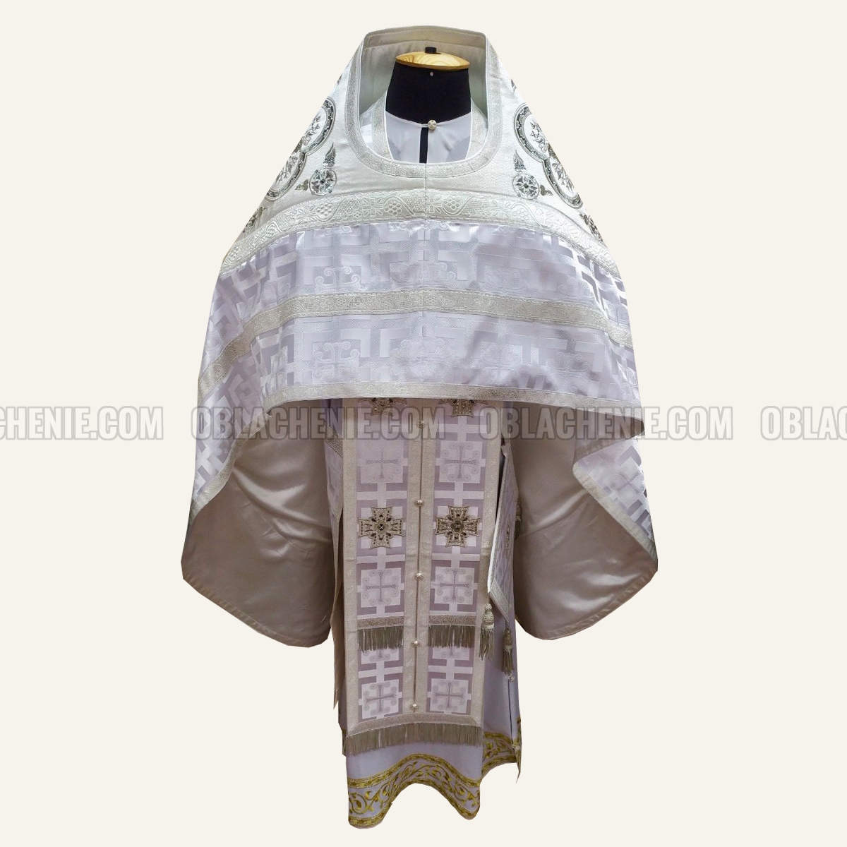 Priest's vestments 10692