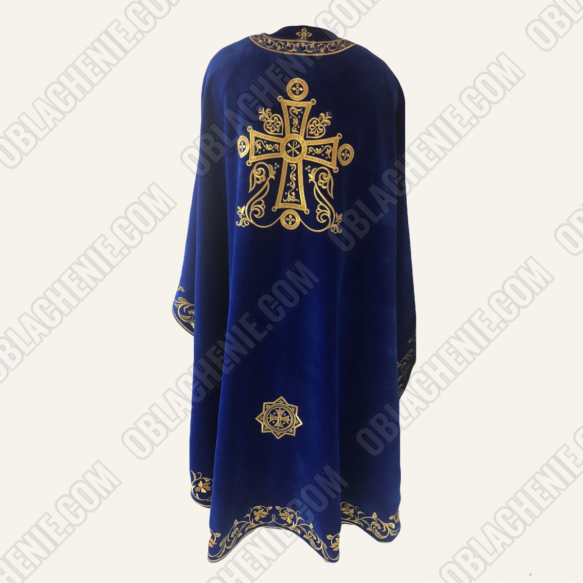 EMBROIDERED PRIEST'S VESTMENTS 11321