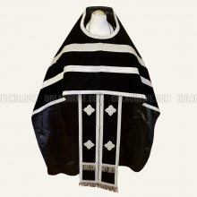 Priest's vestments 10056 1