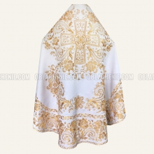 Embroidered priest's vestments 10208 1