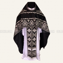 Embroidered priest's vestments 10212