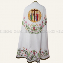 Embroidered priest's vestments 10236