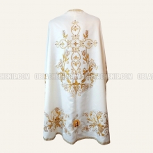 Embroidered priest's vestments 10253
