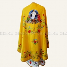 Embroidered priest's vestments 10264 1