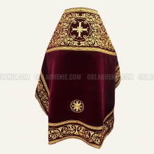 Embroidered priest's vestments 10654 2